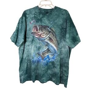 The Mountain Mens Bass Fishing Tie Dye Graphic T-Shirt Green XL Short Sleeve